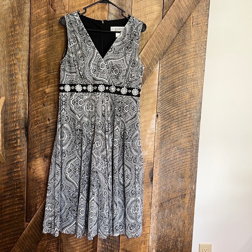 Jessica Howard sleeveless dress